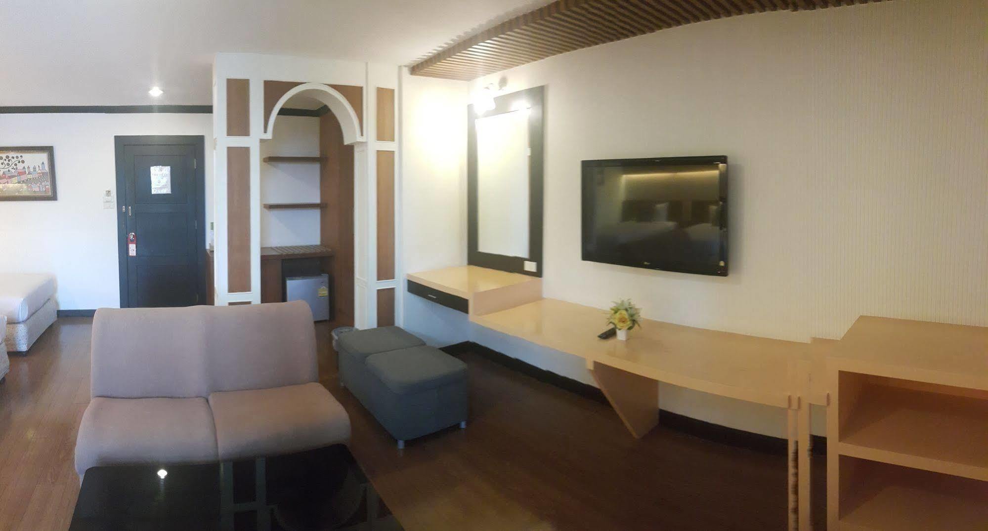 Windmill Resort Hotel Pattaya Luaran gambar