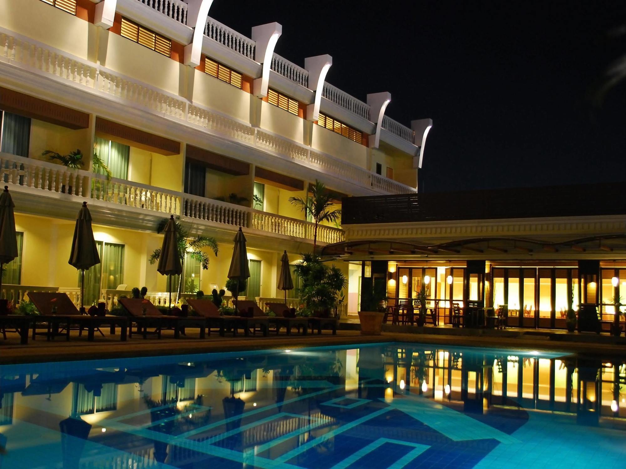 Windmill Resort Hotel Pattaya Luaran gambar